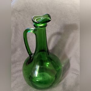 VINTAGE 1978 Wine World Green Glass Long Neck Bottle Decanter